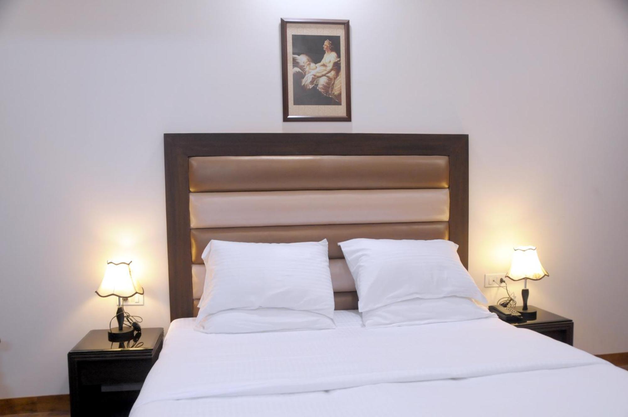 Hotel Prems Paradise อัมริตสา ภายนอก รูปภาพ