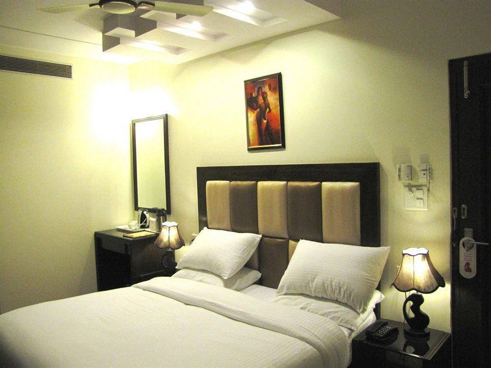 Hotel Prems Paradise อัมริตสา ภายนอก รูปภาพ