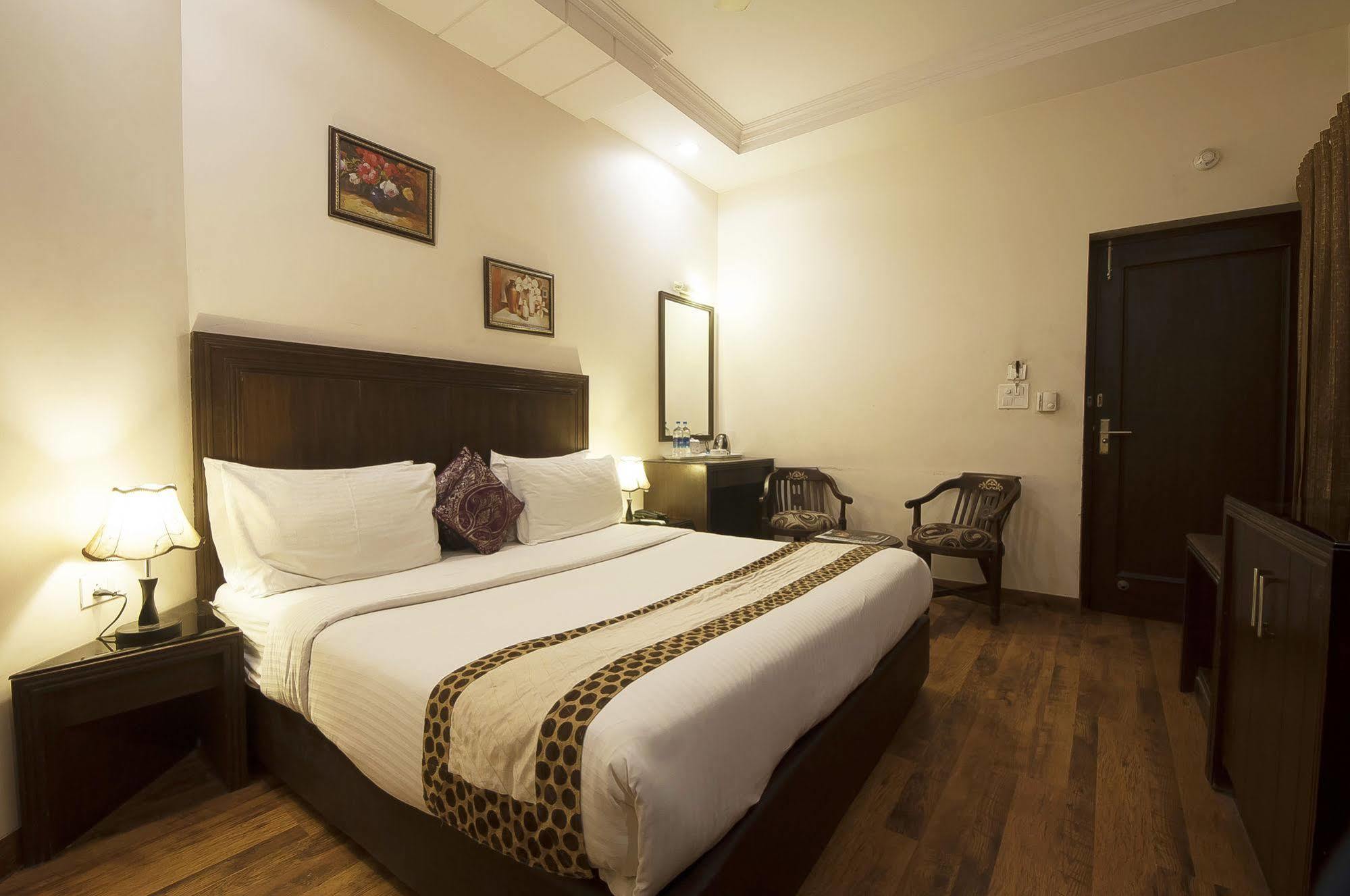 Hotel Prems Paradise อัมริตสา ภายนอก รูปภาพ