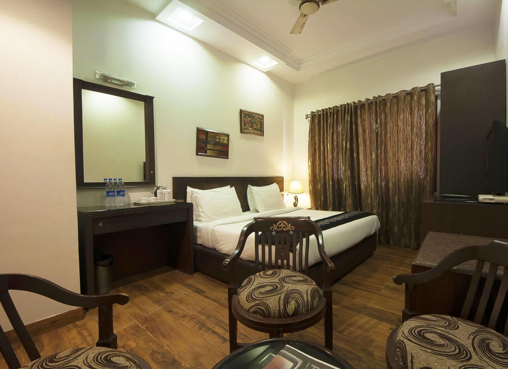 Hotel Prems Paradise อัมริตสา ภายนอก รูปภาพ
