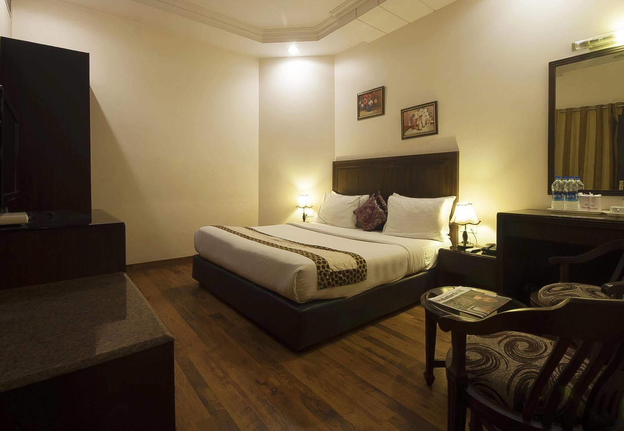 Hotel Prems Paradise อัมริตสา ภายนอก รูปภาพ